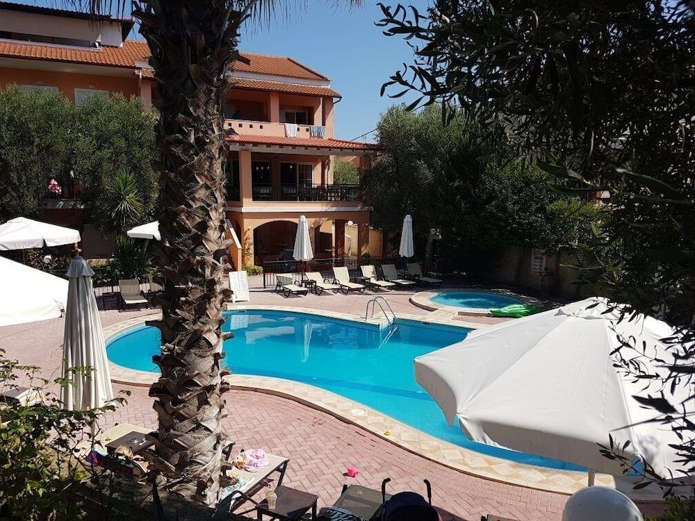 Aloni Hotel Pefkochori Luaran gambar