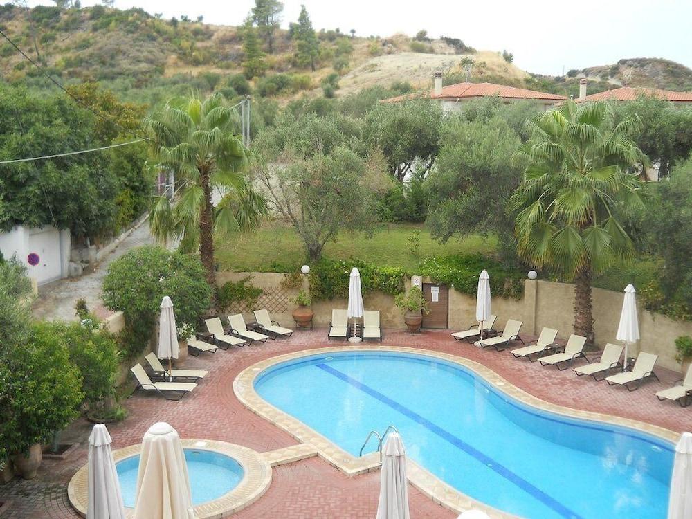 Aloni Hotel Pefkochori Luaran gambar