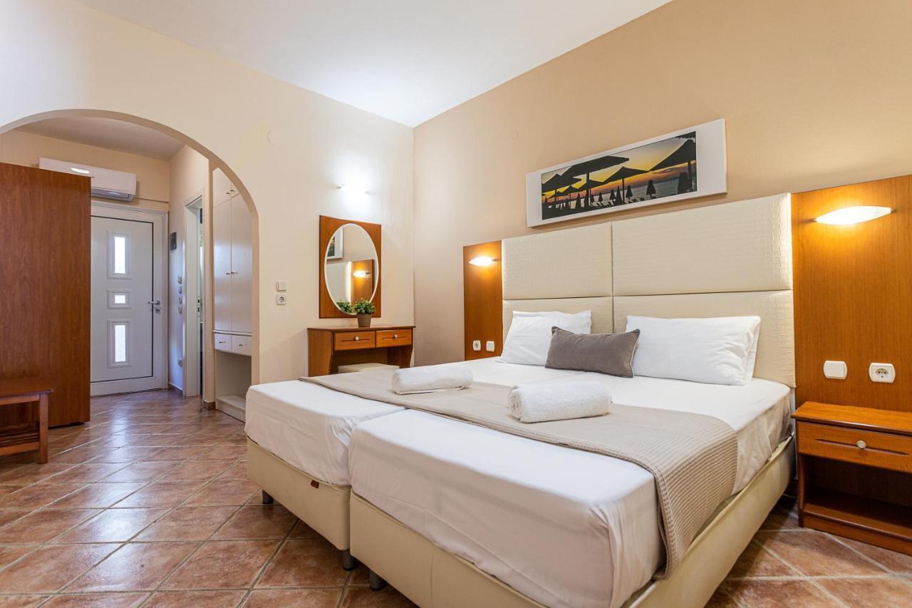 Aloni Hotel Pefkochori Luaran gambar