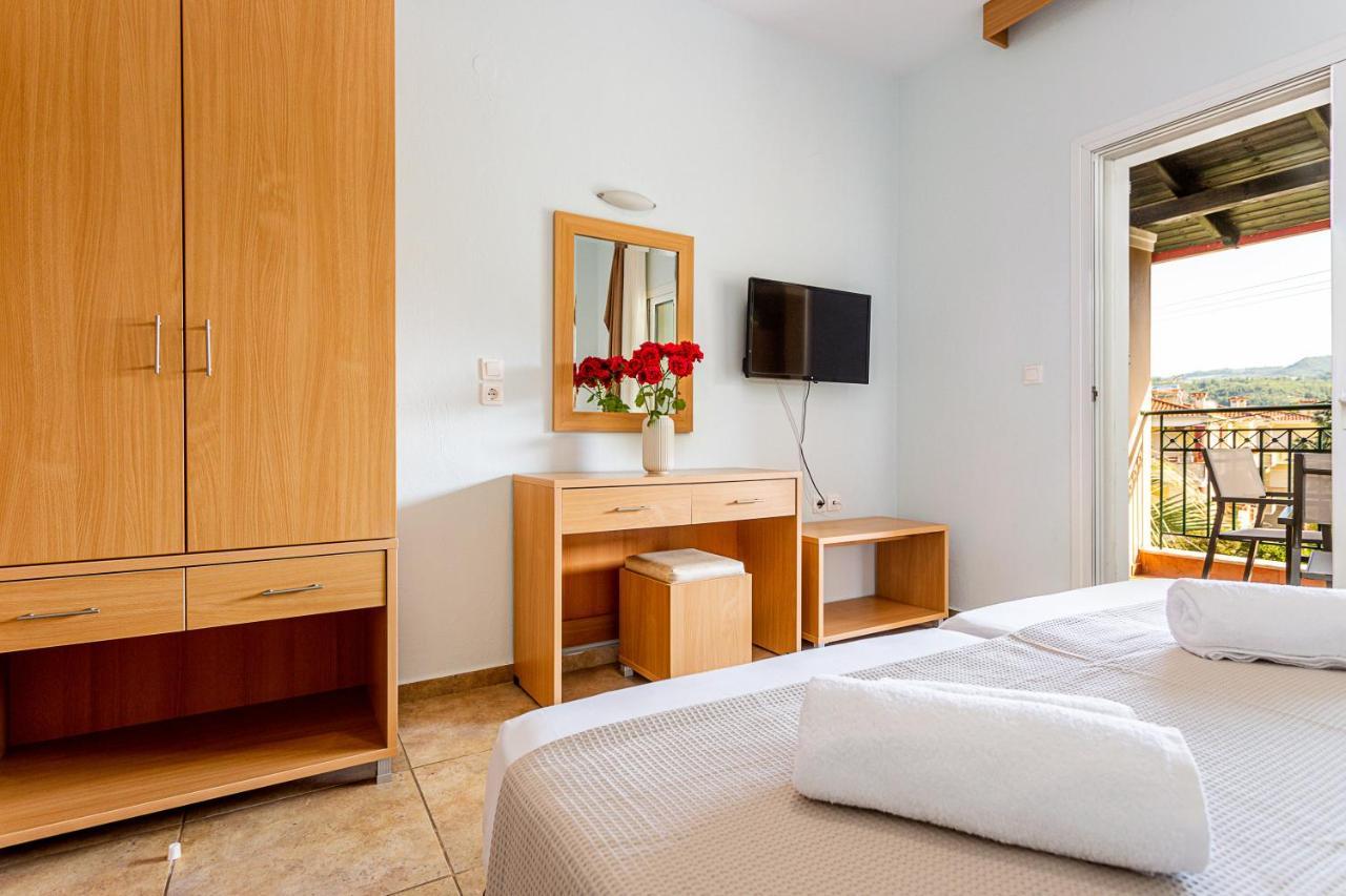 Aloni Hotel Pefkochori Luaran gambar