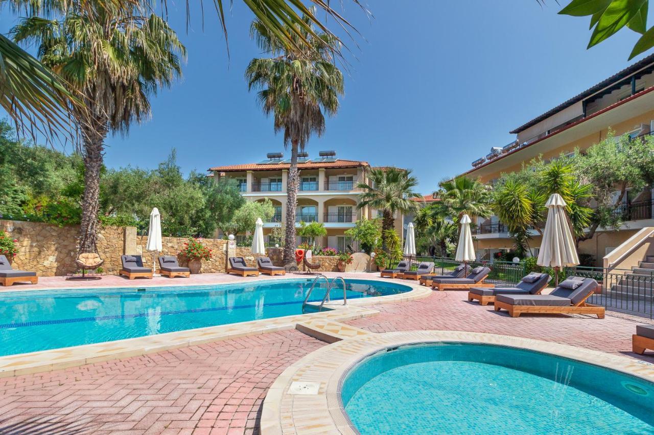Aloni Hotel Pefkochori Luaran gambar