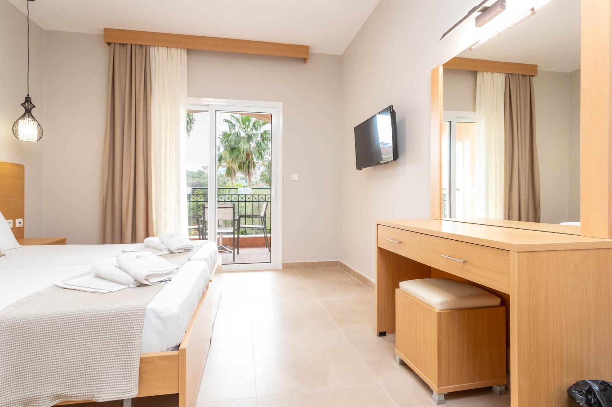 Aloni Hotel Pefkochori Luaran gambar